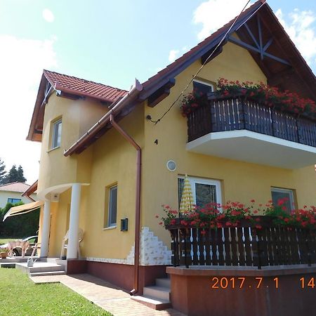 Akacfa Hortenzia Apartman Zalakaros Dış mekan fotoğraf